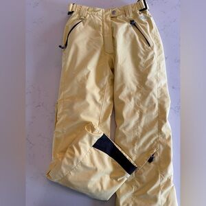 Women’s snow pants